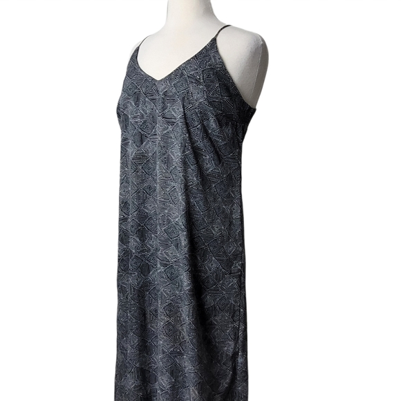OLD NAVY Dress Maxi Sleeveless V Neck Triangle Dot - Picture 8 of 10